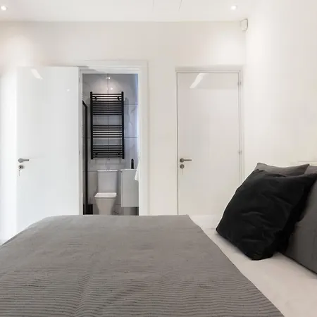 Phaedrus Living Luxury Villa
