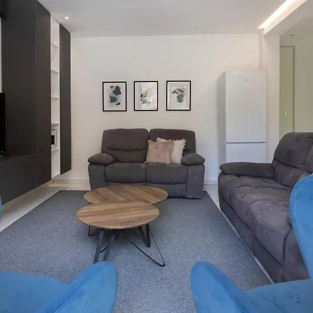 Phaedrus Living Luxury *